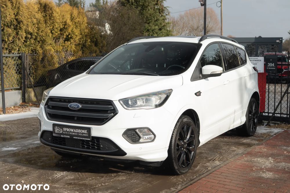 Ford Kuga 1.5 EcoBoost 2x4 ST-Line - 32