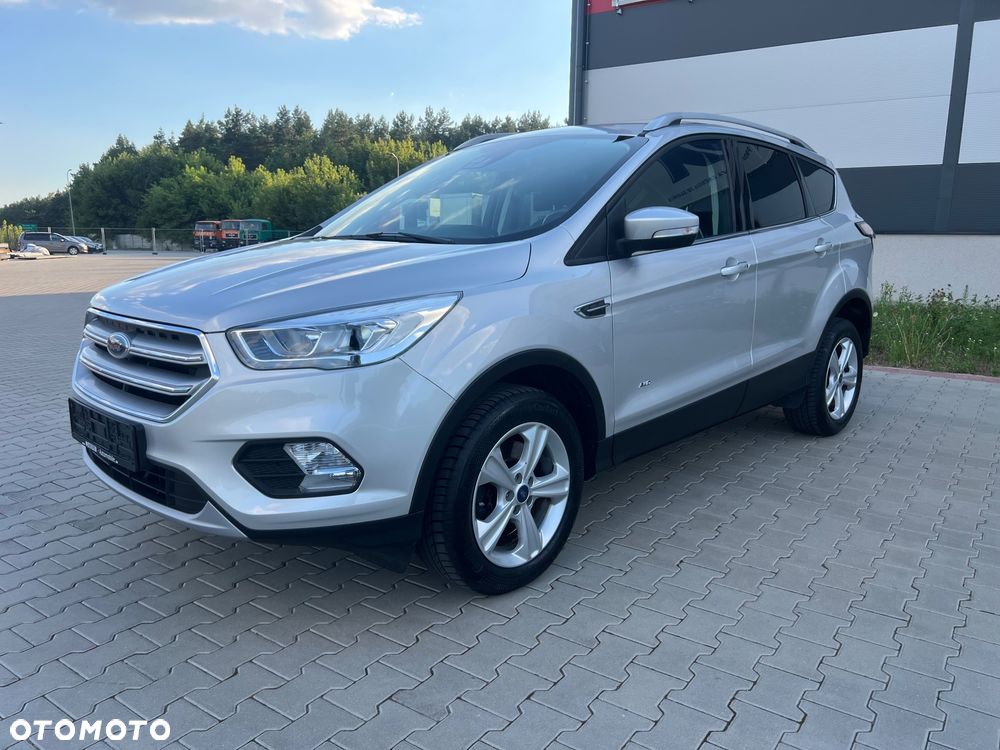 Ford Kuga - 1