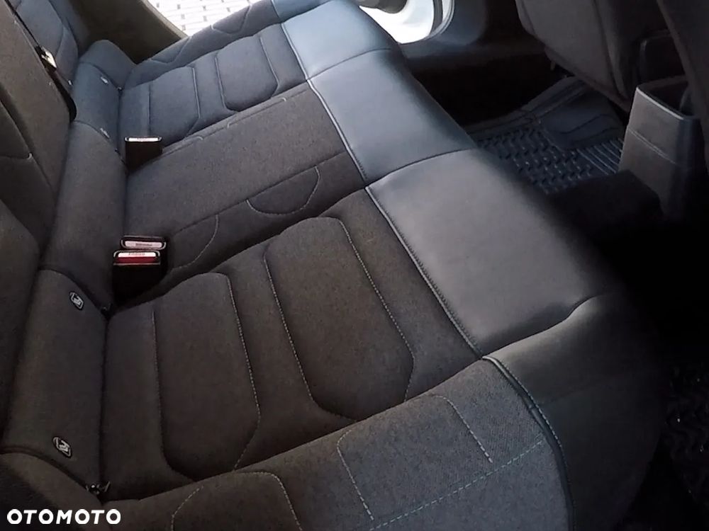 Citroën C4 PureTech 100 Stop&Start LIVE - 20