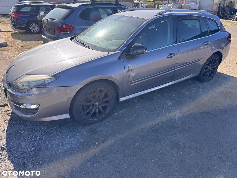 Renault Laguna dCi 175 FAP GT - 2