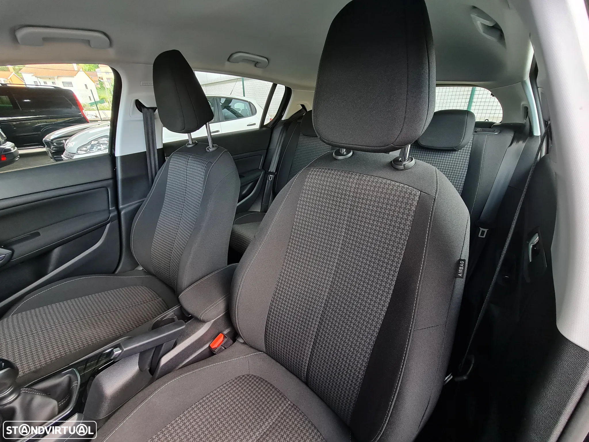 Peugeot 308 1.2 PureTech Active Pack - 28