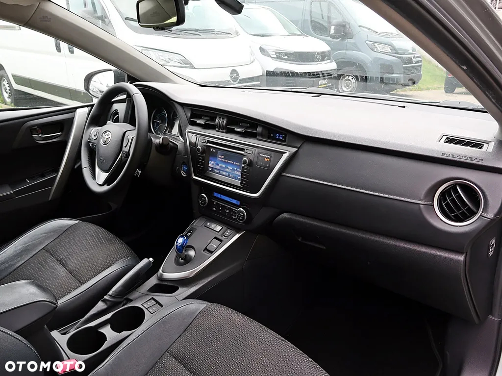 Toyota Auris 1.8 HSD Prestige - 7