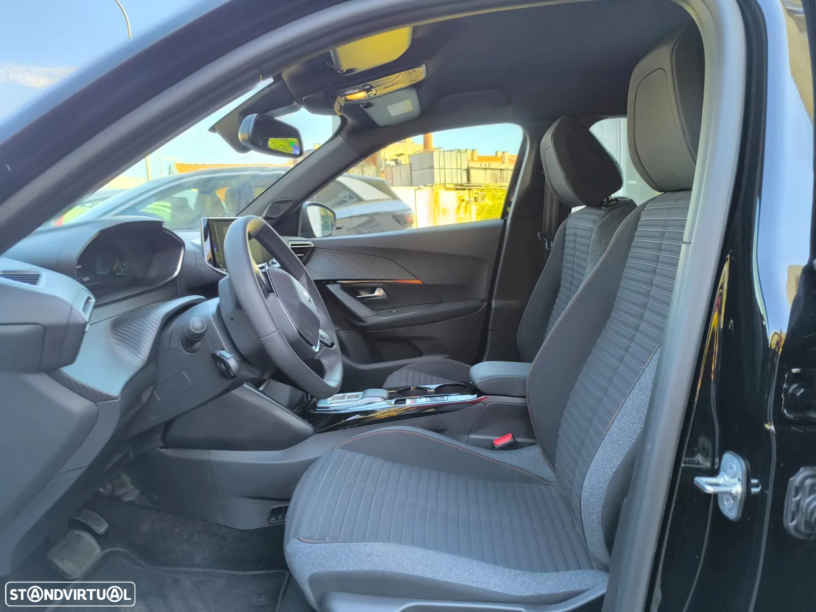 Peugeot e-2008 50 kWh Active Pack - 8