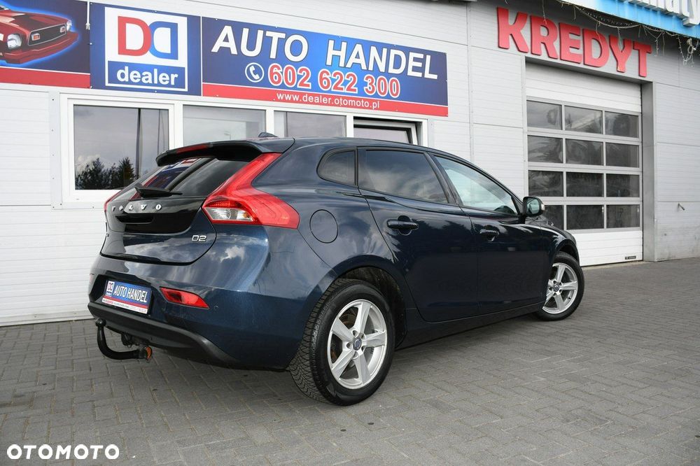 Volvo V40 D2 - 10