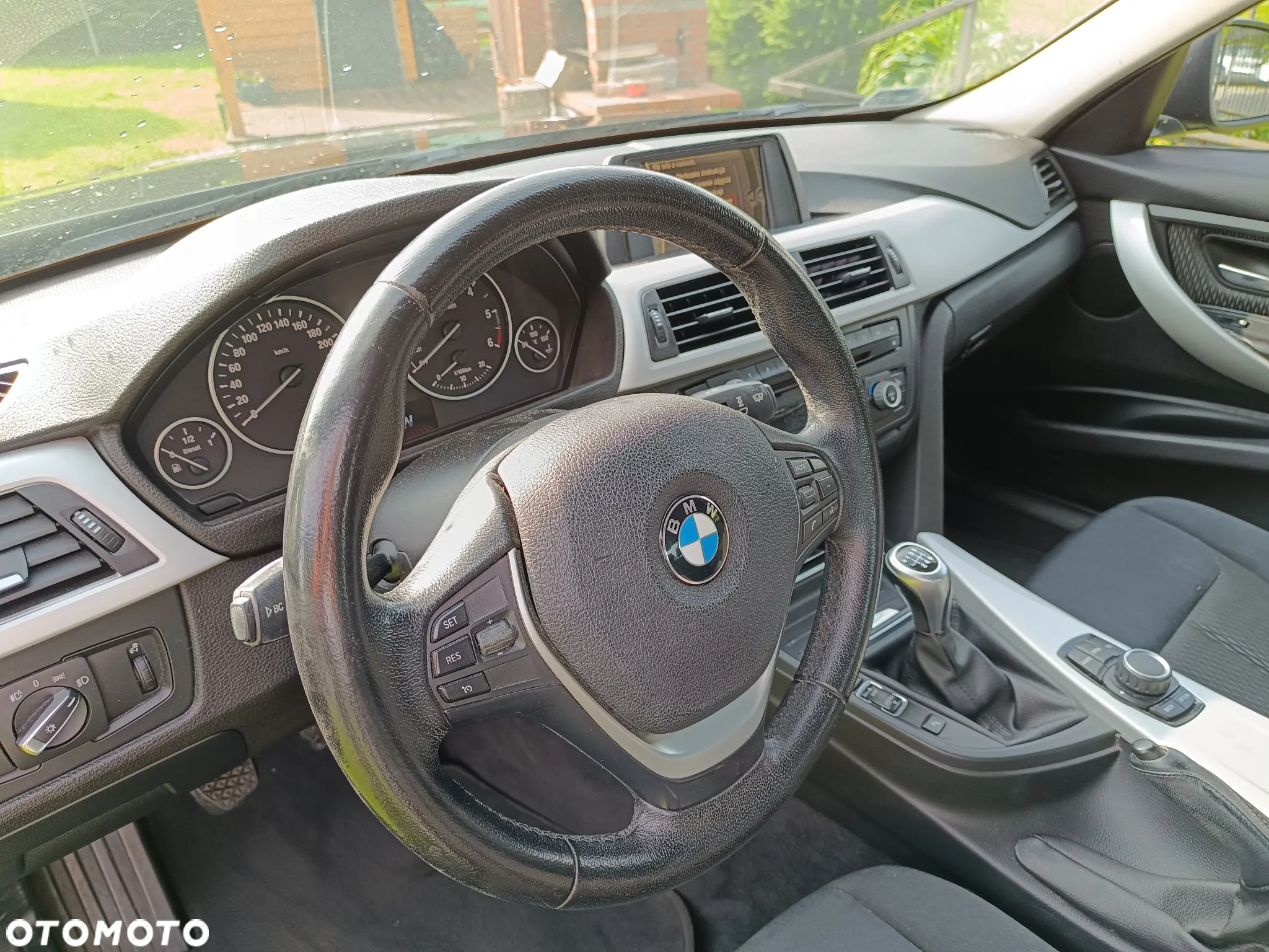 BMW Seria 3 316d EU6 - 21