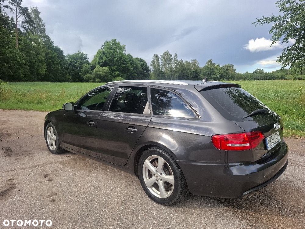 Audi A4 Avant - 5
