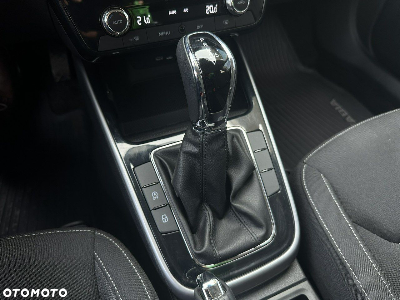 Skoda Fabia - 13
