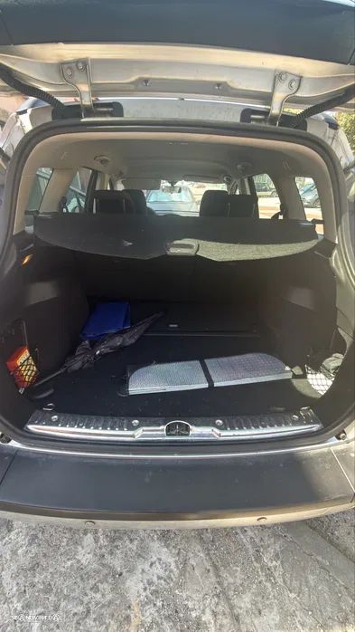 Peugeot 308 SW 1.6 HDi Executive CVM6 - 8