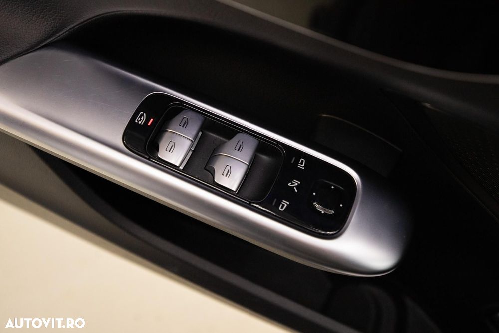 Mercedes-Benz C - 30