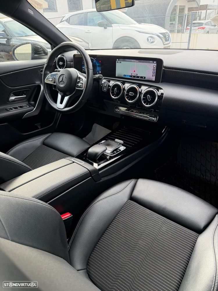 Mercedes-Benz A 180 d 7G-DCT AMG Line - 18