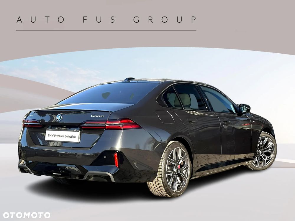 BMW Seria 5 530e xDrive PHEV M Sport Edition - 6