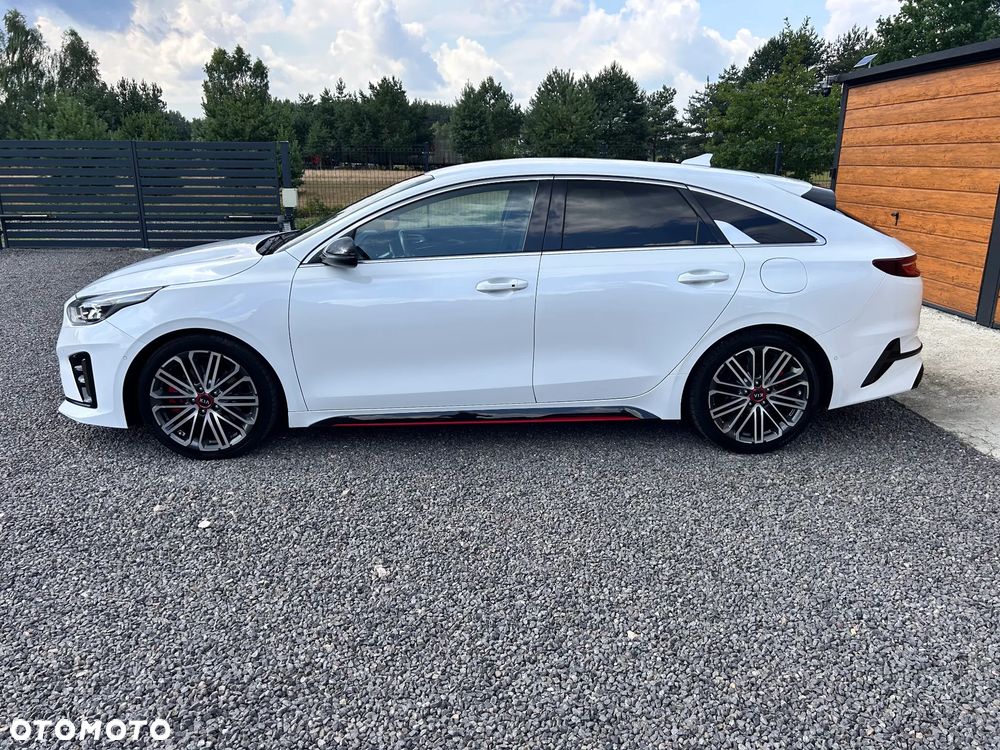 Kia ProCeed 1.6 T-GDI GT DCT - 6