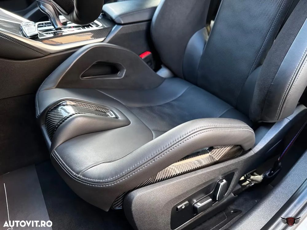 BMW M3 Competition M xDrive - 24