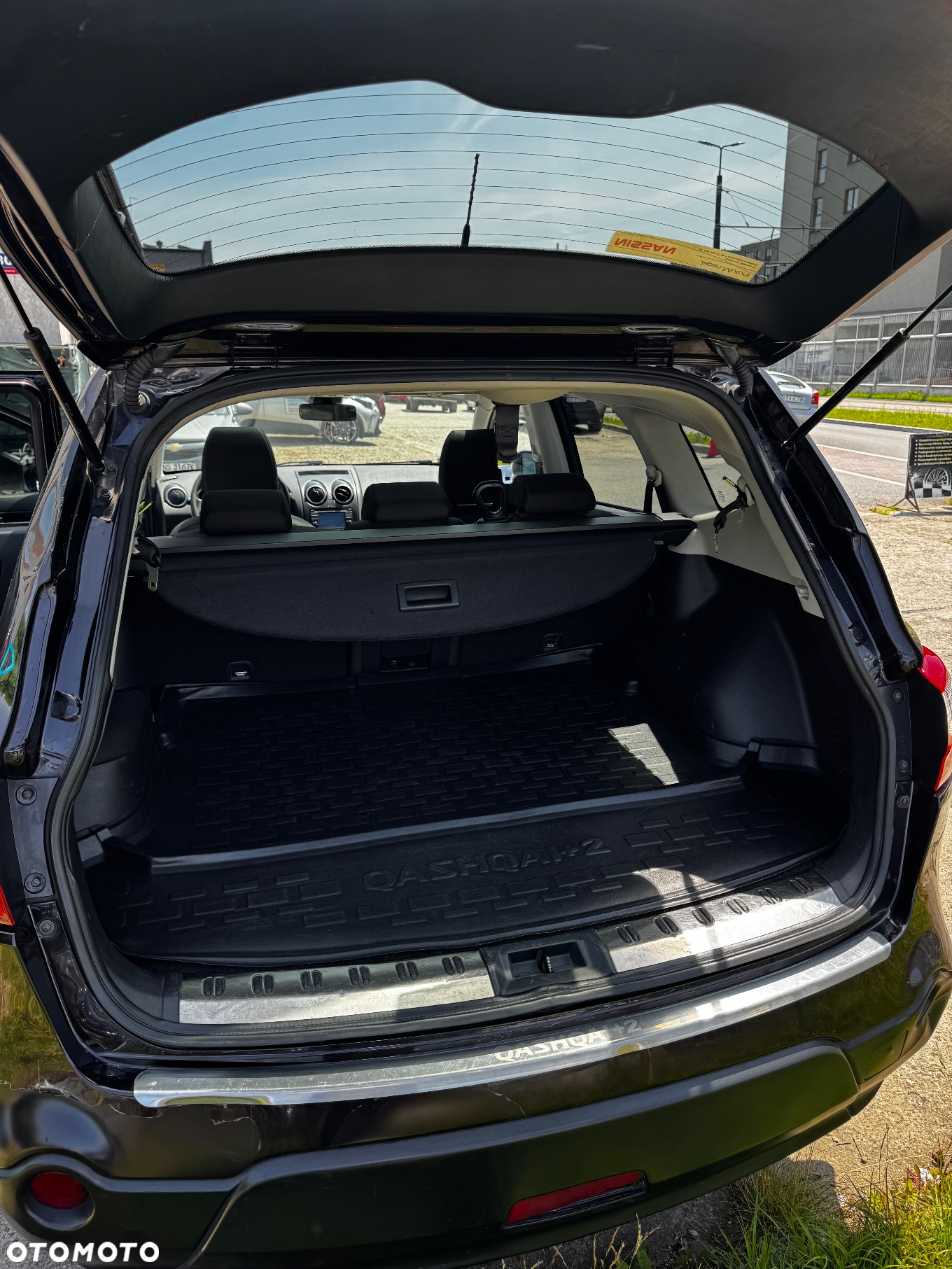 Nissan Qashqai+2 2.0 Tekna - 22