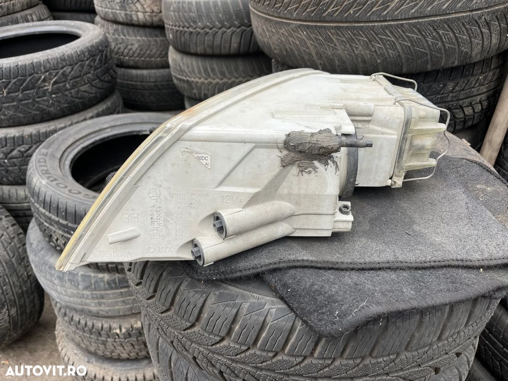 Far dreapta fata Skoda Octavia 2 non facelift xenon Europa - 6