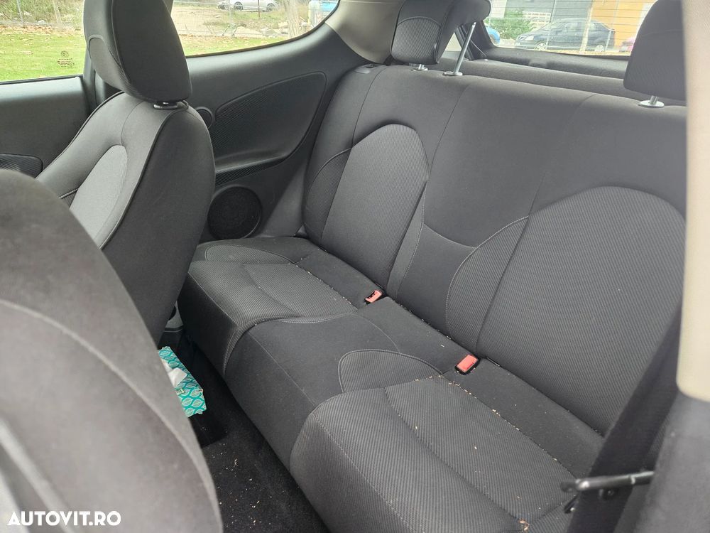 Alfa Romeo Mito - 11