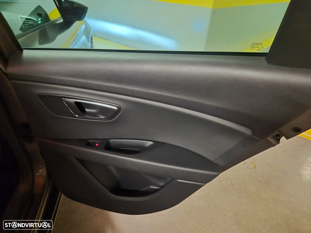 SEAT Leon ST 1.6 TDI Style S/S - 39