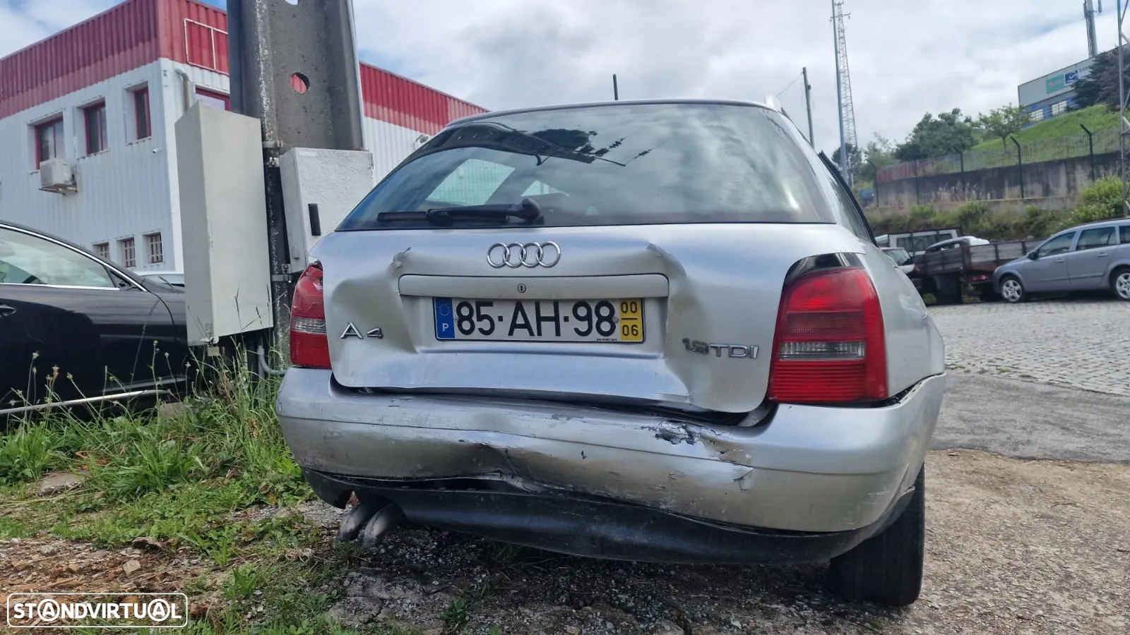Audi A4 1.9 TDI Acidentado - 5