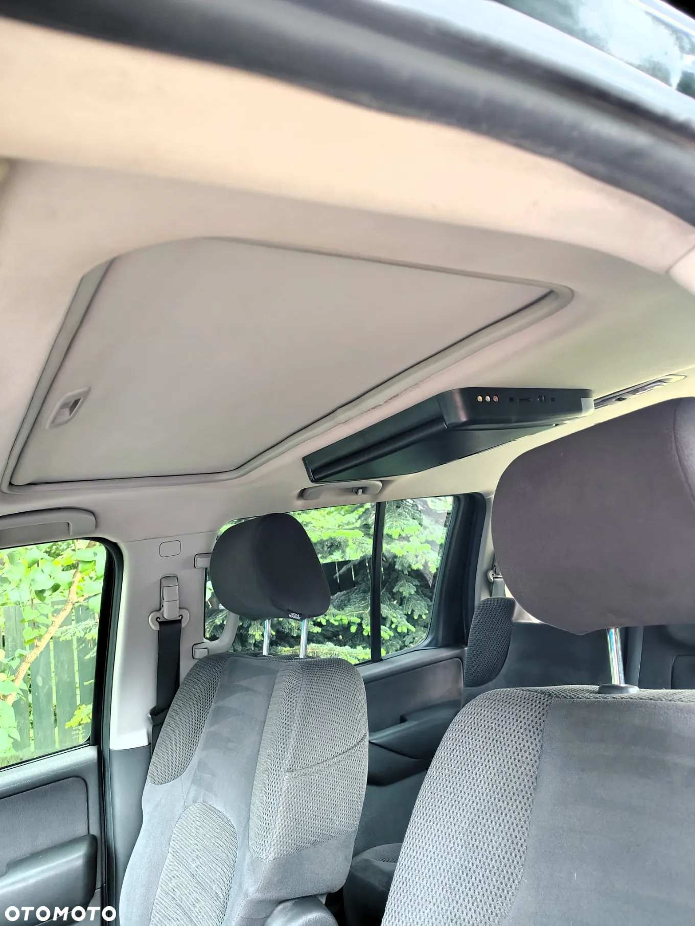 Nissan Pathfinder 4.0 V6 LE - 35