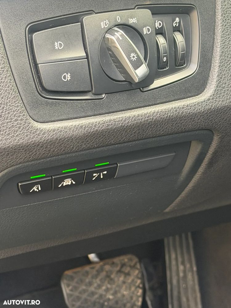 BMW Seria 3 320d Touring xDrive Aut. M Sport - 8