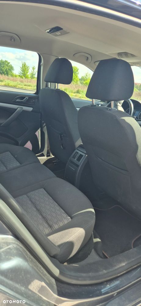 Skoda Octavia 1.6 Active - 6
