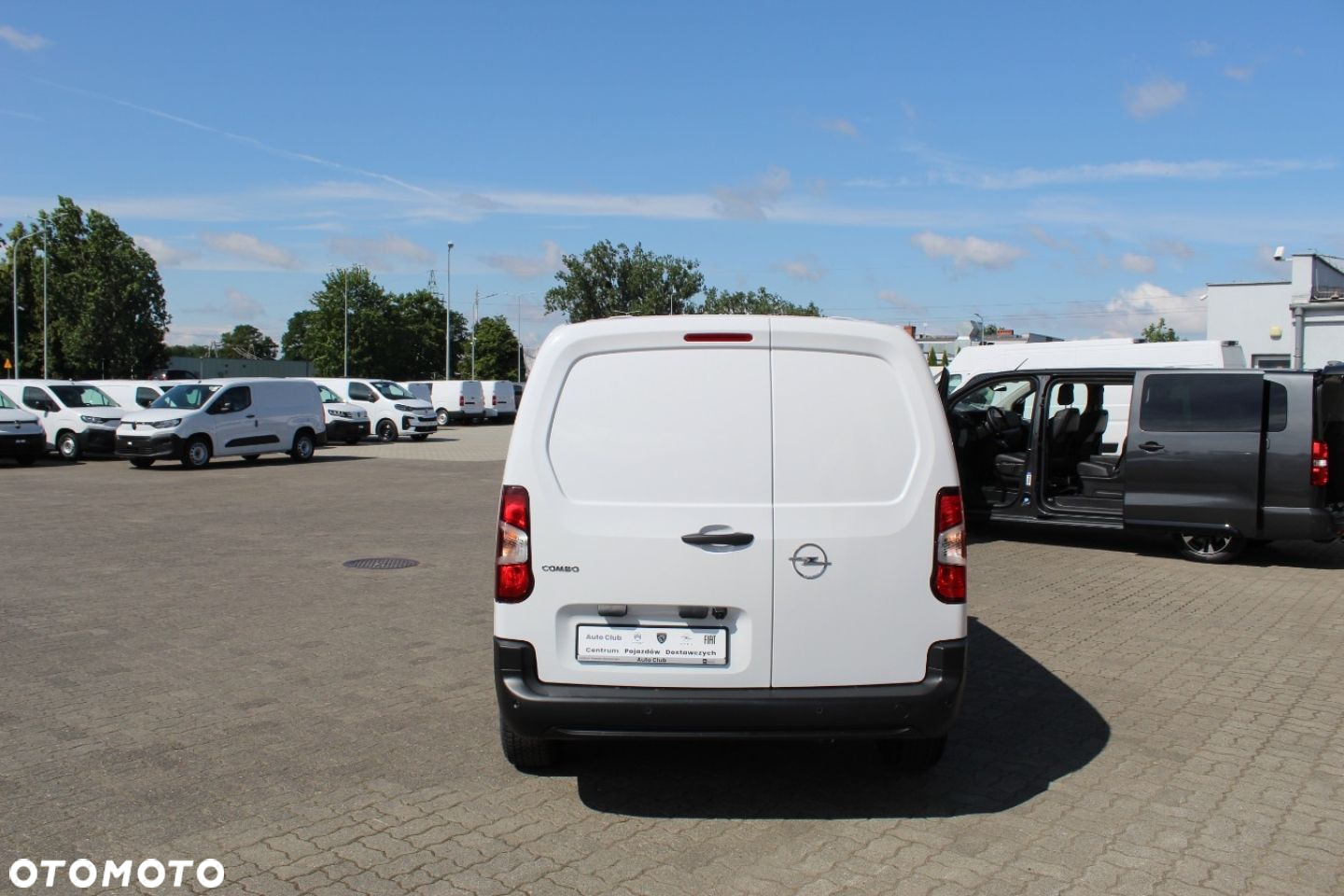 Opel COMBO - 9