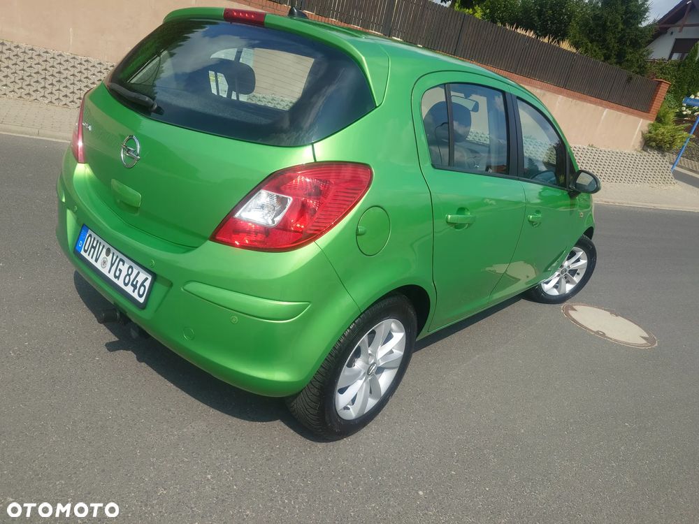 Opel Corsa 1.2 16V Enjoy - 6