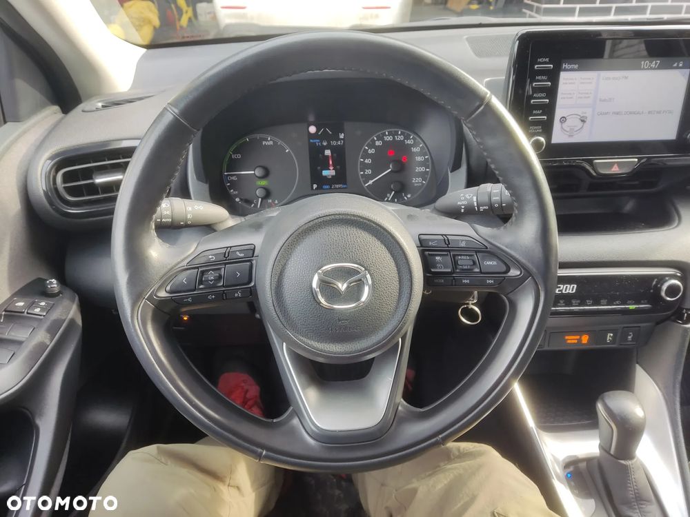 Mazda 2 Hybrid - 13