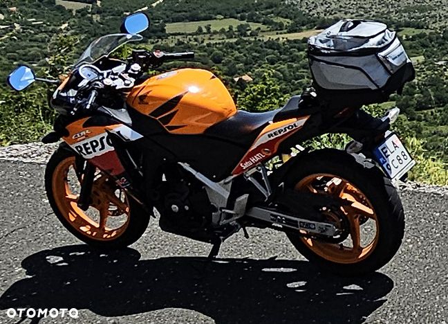 Honda CBR - 3