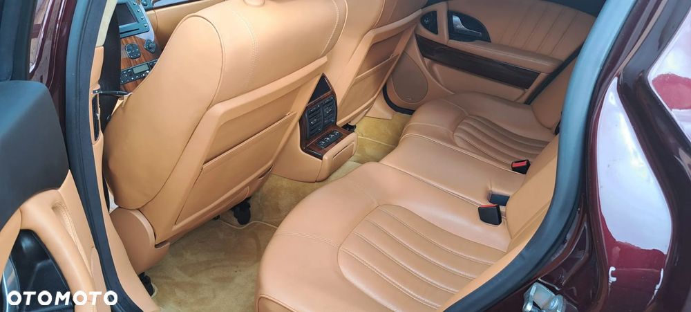 Maserati Quattroporte - 8