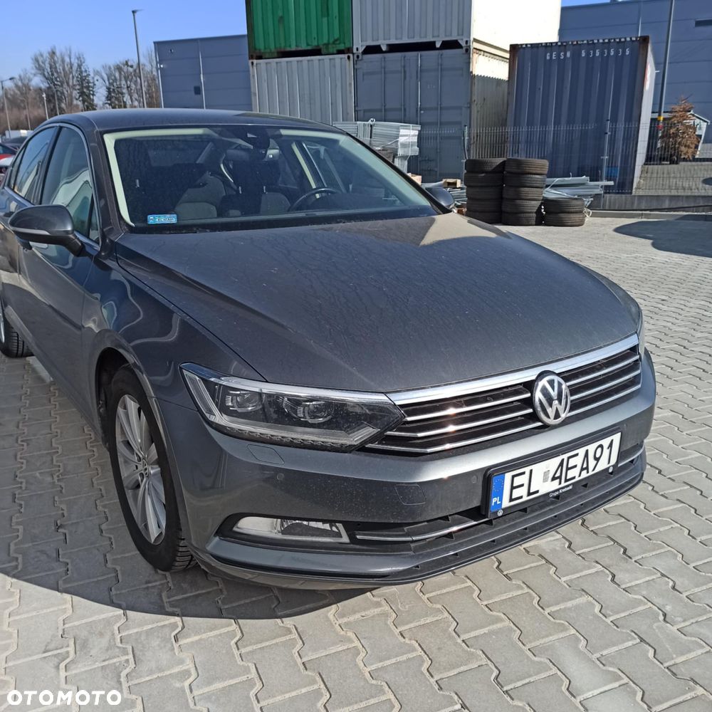 Volkswagen Passat 1.8 TSI BMT Comfortline - 2