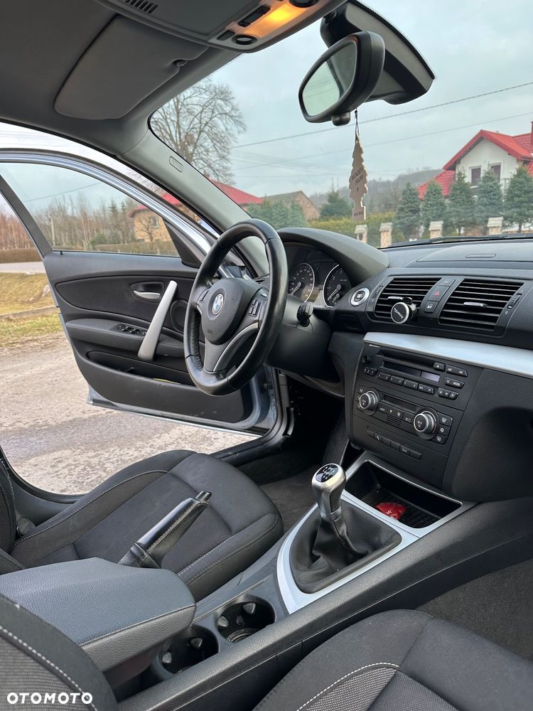 BMW Seria 1 118i Edition Lifestyle - 16