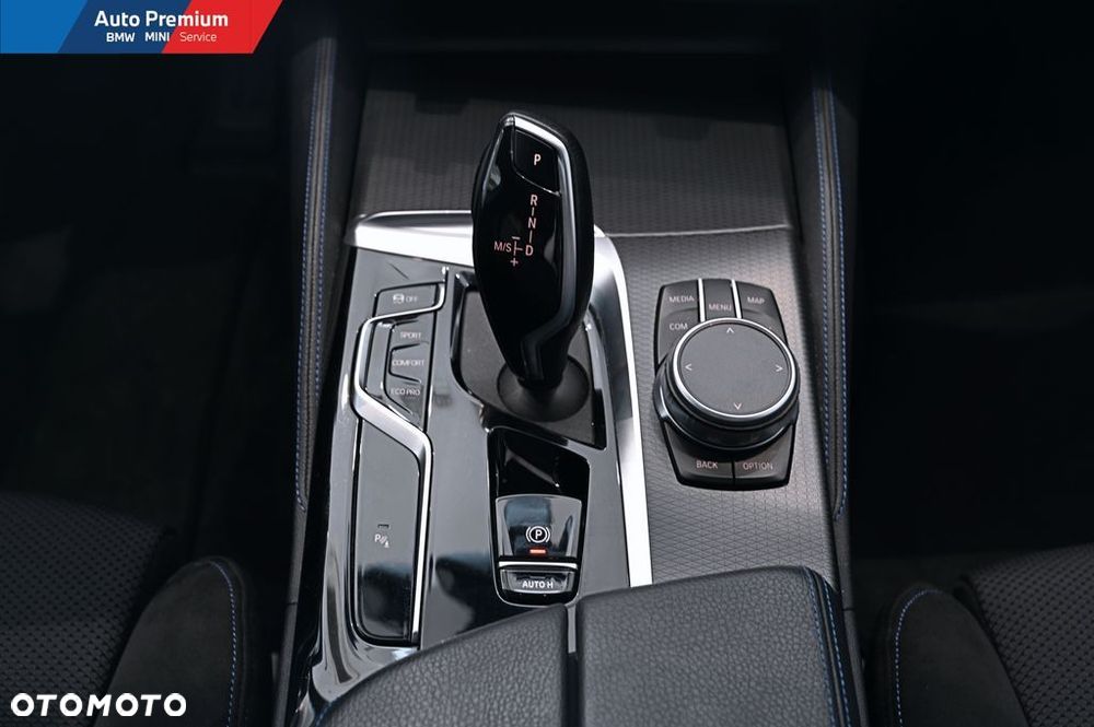 BMW Seria 5 520d M Sport sport - 16