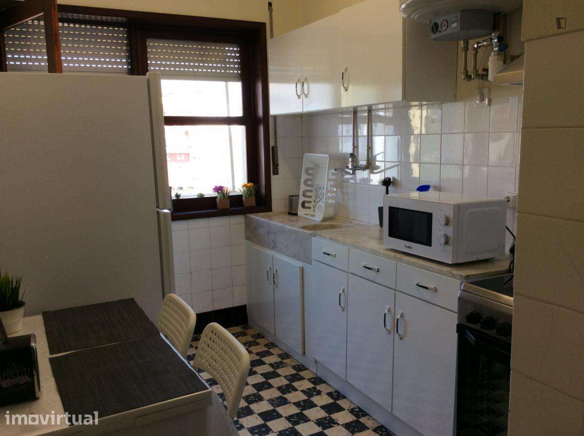 Quarto - localizado em Cedofeita Porto - Grande imagem: 3/12