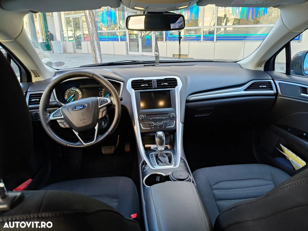 Ford Mondeo 2.0 TDCI PowerShift Titanium - 8