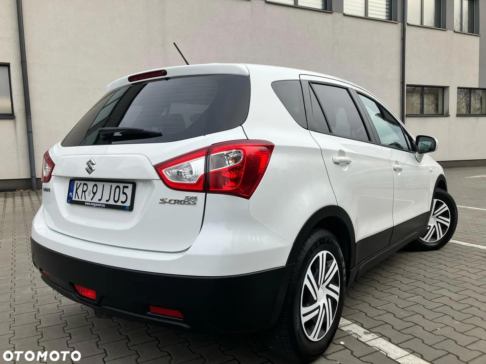Suzuki SX4 S-Cross 1.6 Comfort - 38