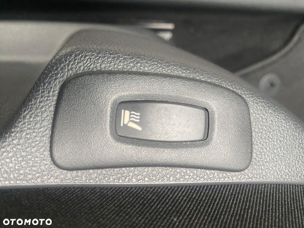 Renault Captur (ENERGY) TCe 90 LIFE - 31