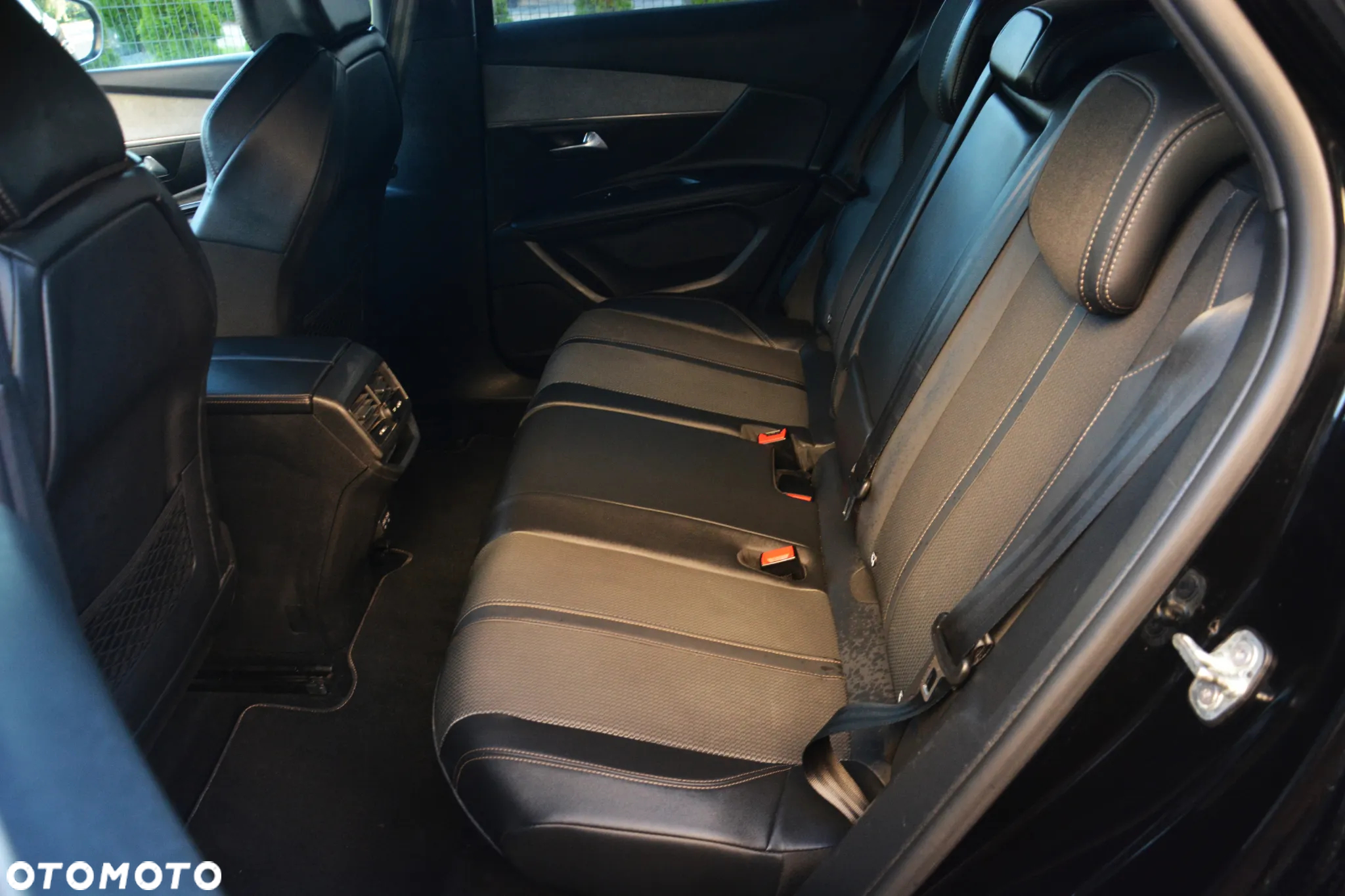 Peugeot 3008 1.5 BlueHDi GT S&S EAT8 - 20