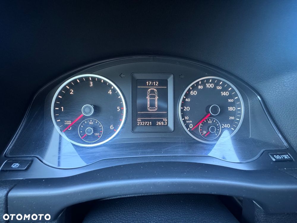 Volkswagen Tiguan - 9