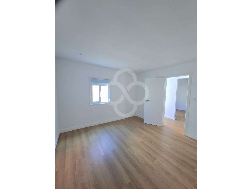 Excelente Apartamento T1 Novo em Camarate - Estilo Open Space - Grande imagem: 5/20