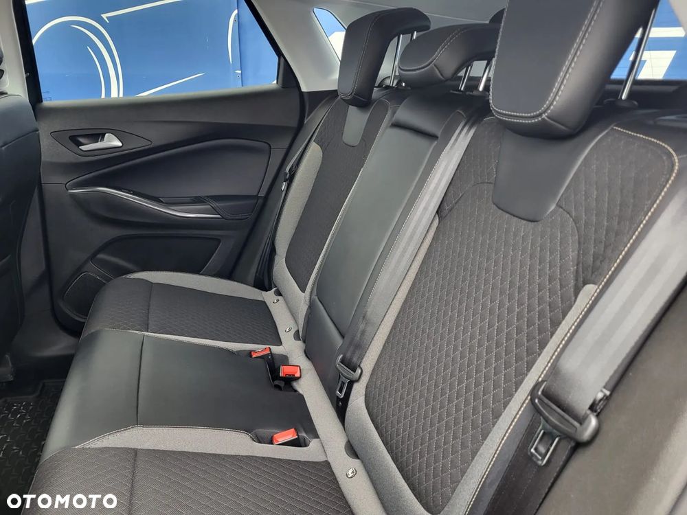 Opel Grandland X - 13