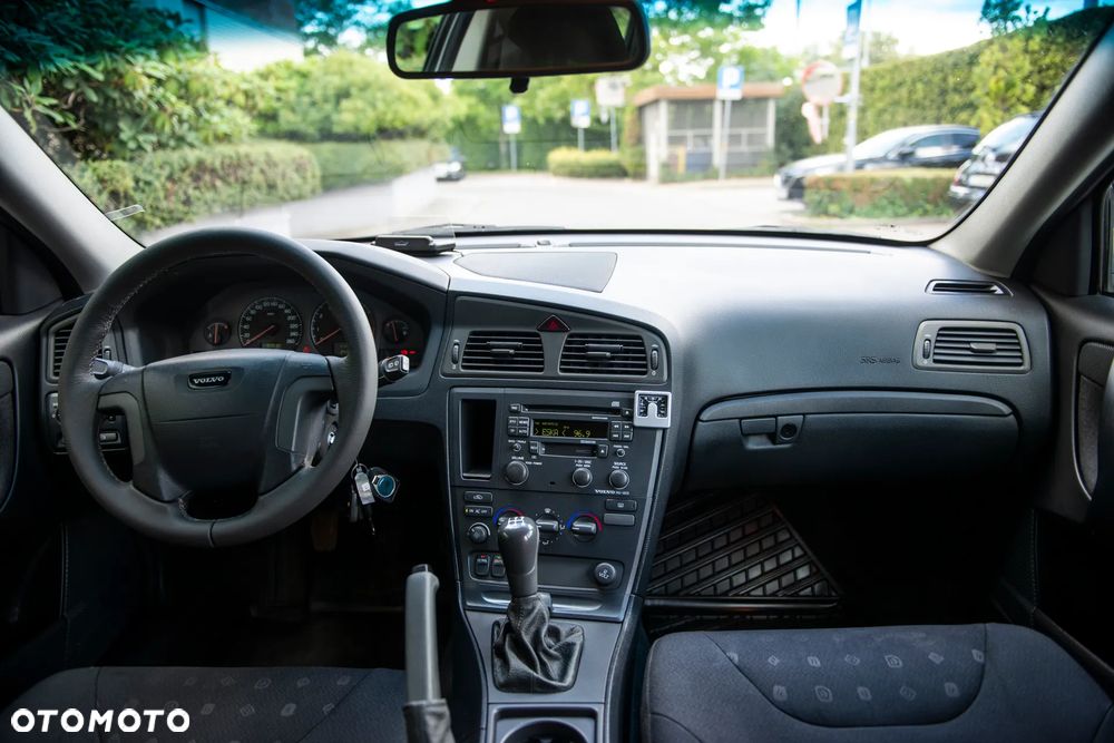 Volvo V70 2.4 Optima - 26