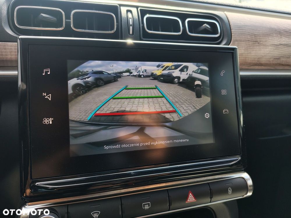Citroën C3 1.2 PureTech Max EAT6 - 26
