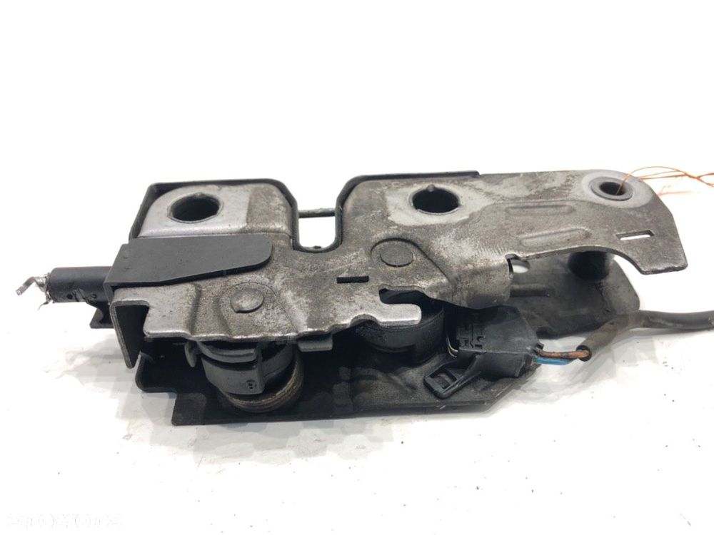 ZAMEK MASKI PRZÓD  SKODA YETI (5L) 2009 - 2017 1.4 TSI 90 kW [122 KM] benzyna 2010 - 2015 - 3