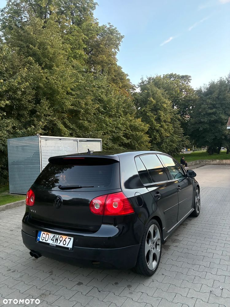 Volkswagen Golf 2.0 TSI GTI - 11