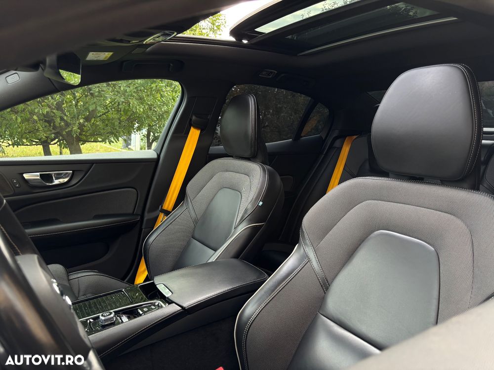 Volvo S60 T8 Recharge AWD Polestar Engineered - 15