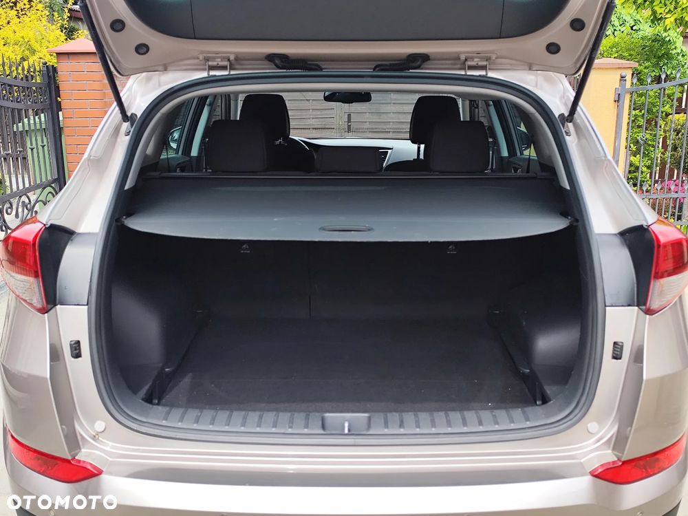 Hyundai Tucson 1.6 GDi Style 2WD - 24