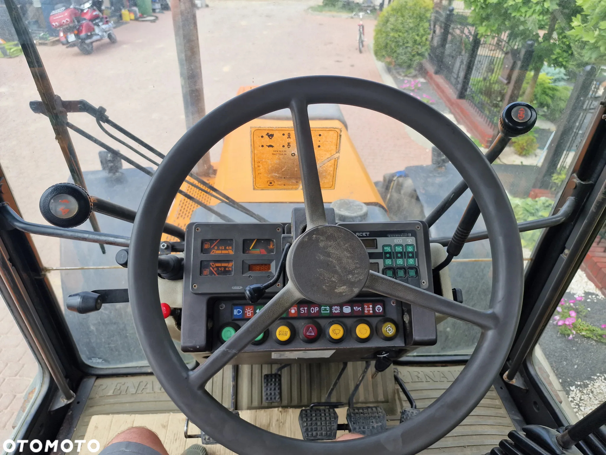 Renault 155.54, 97r., 145KM - 5