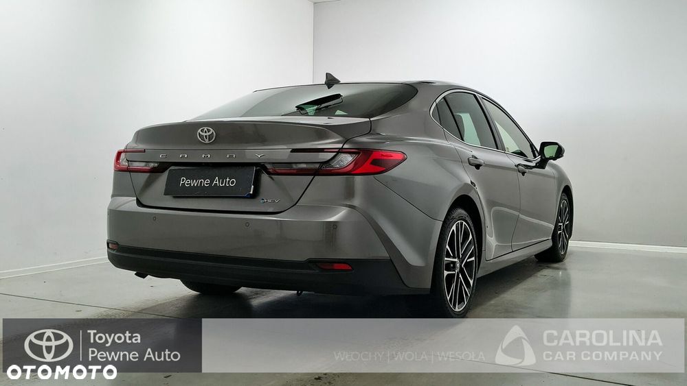 Toyota Camry 2025
