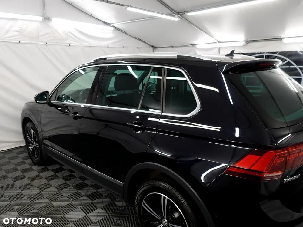 Volkswagen Tiguan 2.0 TDI SCR 4MOTION DSG Highline - 27